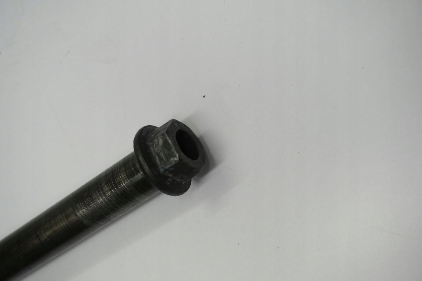 YAMAHA FZS FAZER 600 02-03 Vorderachse Achse vorne Radachse front axle 4