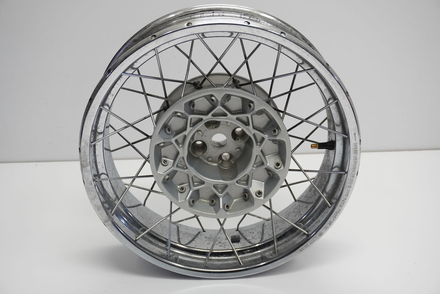 BMW R 1200 C 97-04 Felge hinten Wheel Hinterrad 10