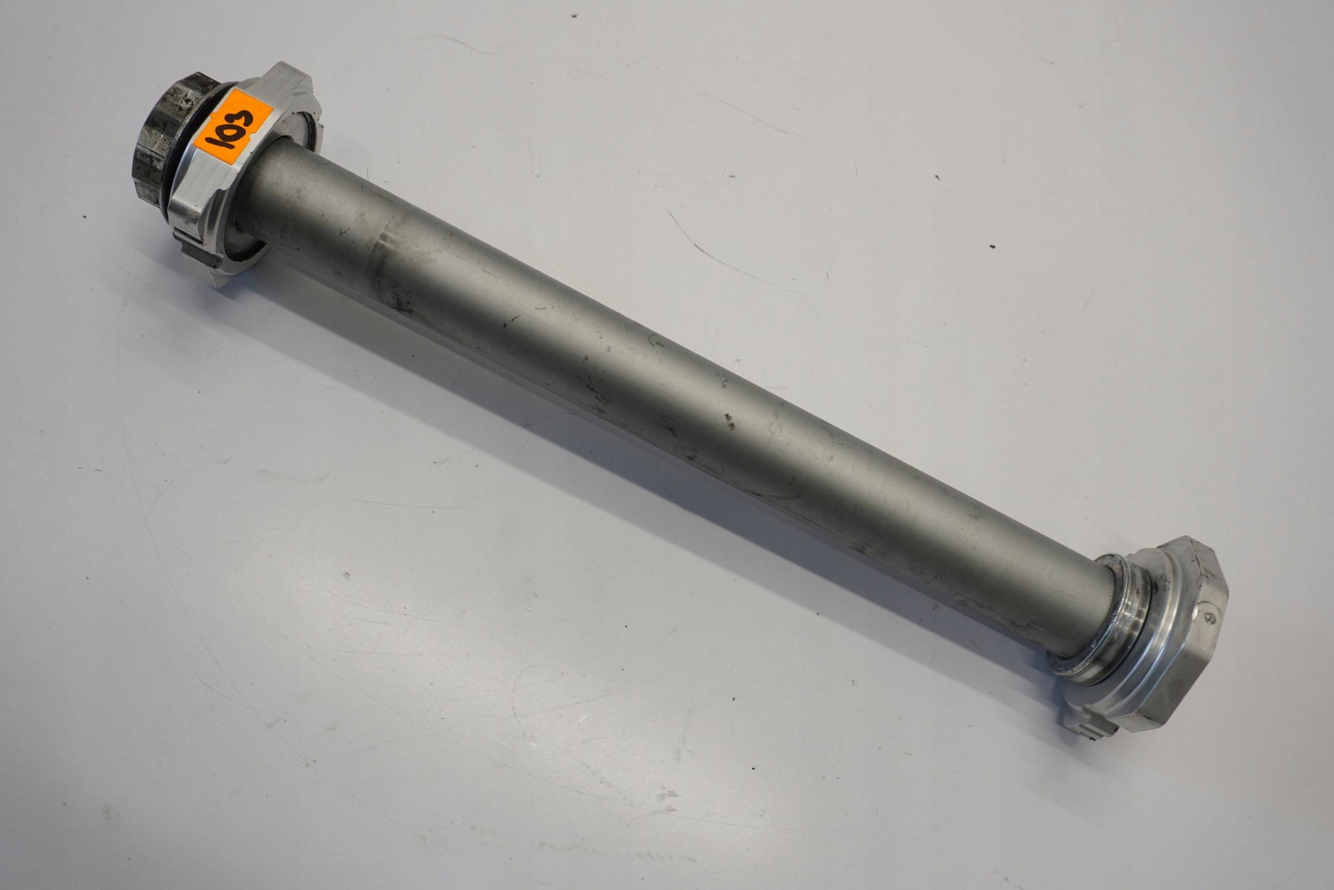 DUCATI MULTISTRADA V2 S 22- Hinterachse Achse hinten Radachse rear axle 6