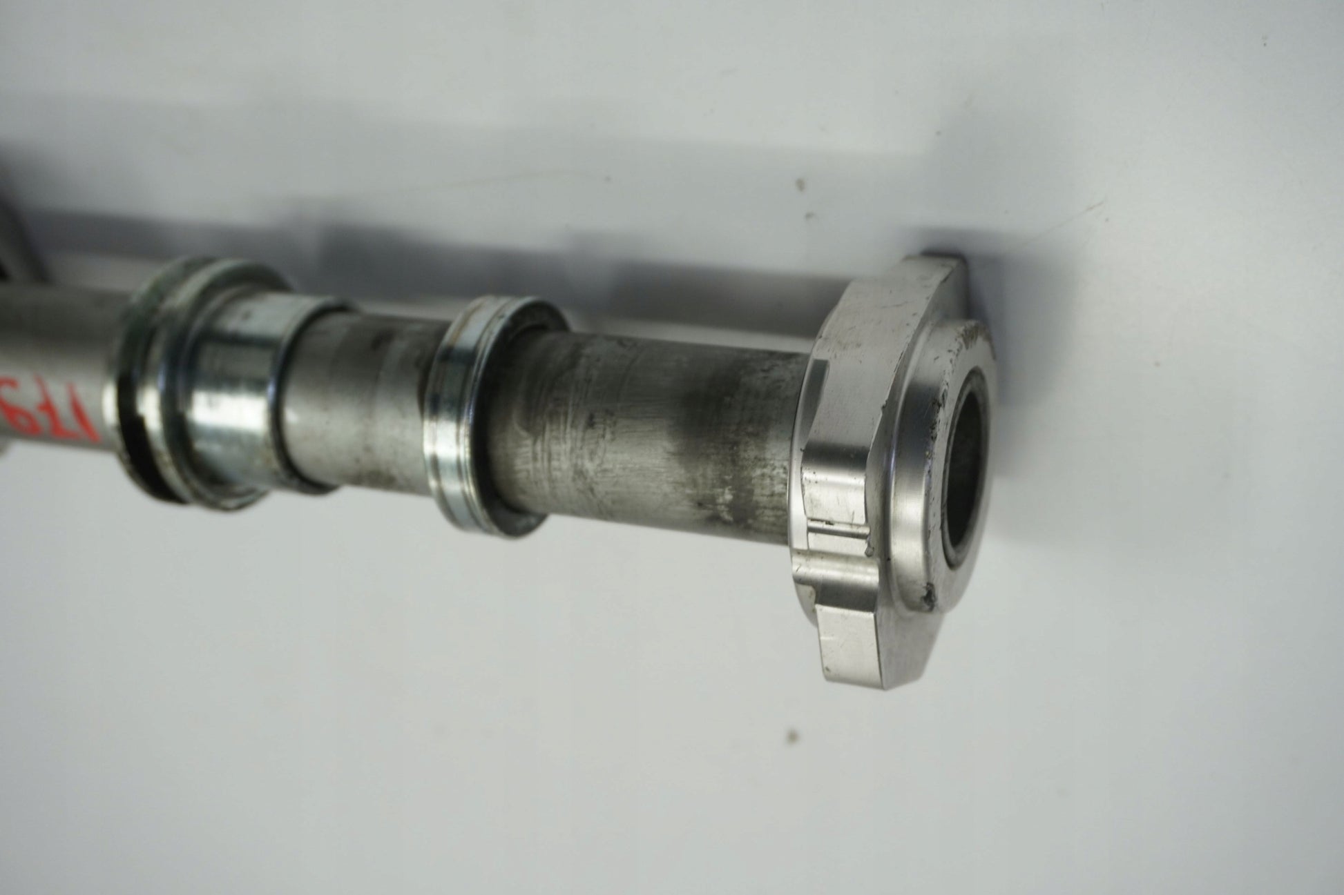 DUCATI MULTISTRADA 1200 ENDURO 16-18 Hinterachse Achse hinten Radachse rear axle 6