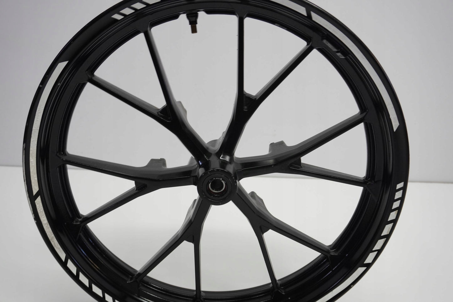 YAMAHA YZF-R 125 19-23 Felge vorne Wheel Vorderrad 9