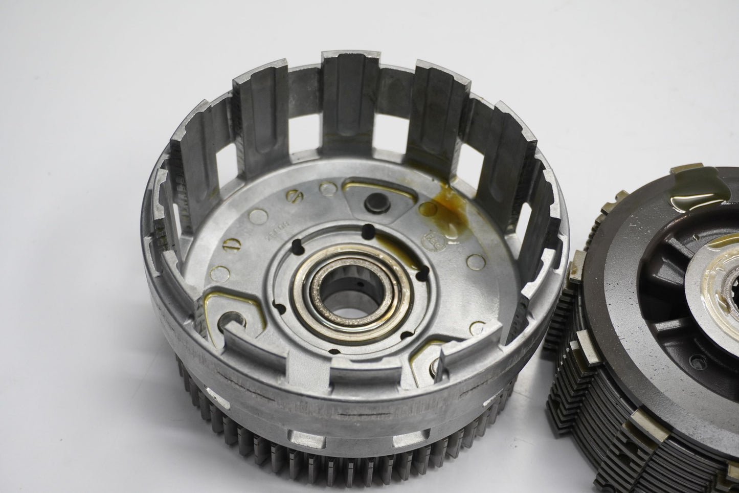DUCATI DIAVEL 1200 11-13 Kupplung Kupplungskorb Clutch 4