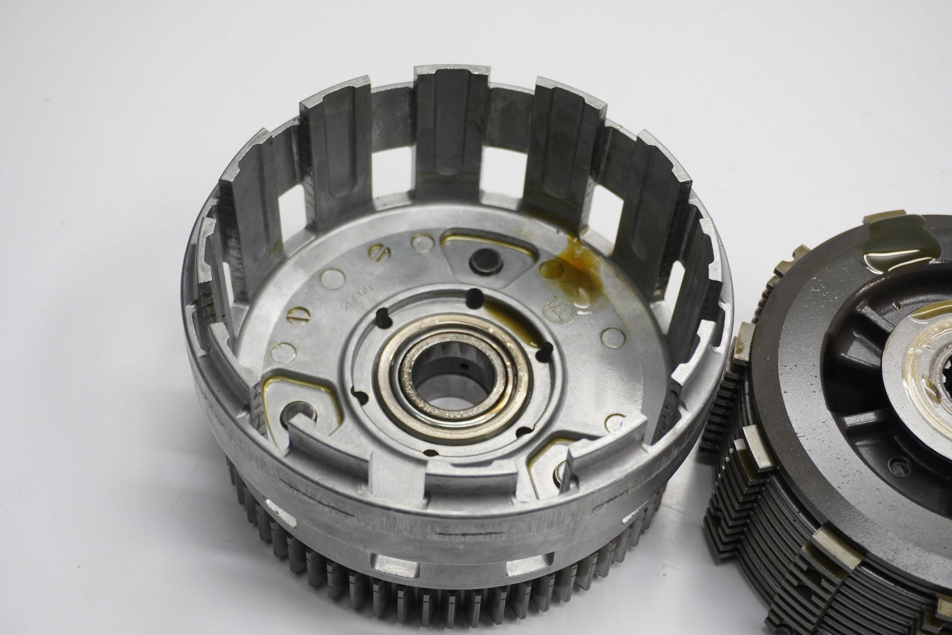 DUCATI DIAVEL 1200 11-13 Kupplung Kupplungskorb Clutch 4