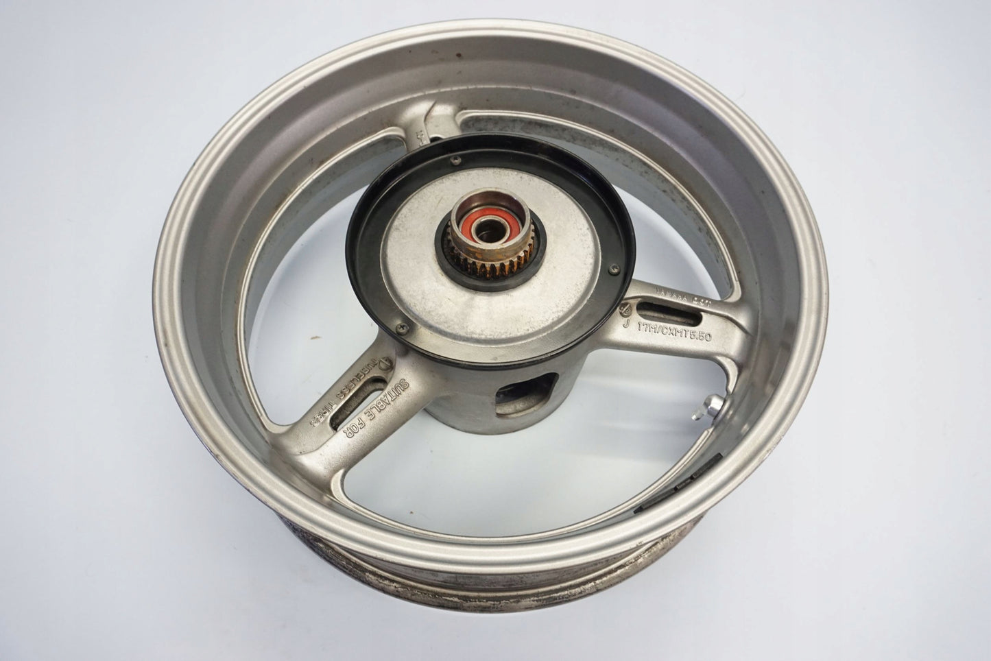 YAMAHA FJR 1300 06-12 Felge hinten Wheel Hinterrad 2