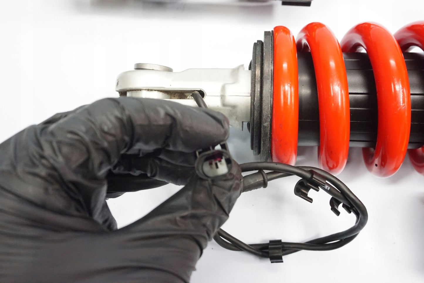 BMW F 900 R 20- Stoßdämpfer Federbein shock absorber 2