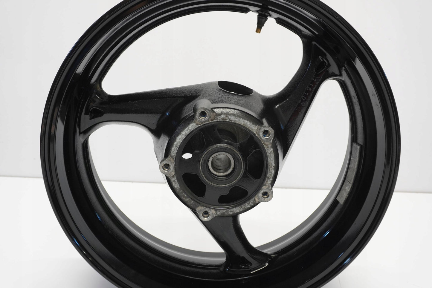 SUZUKI GSR 750 11-16 Felge hinten Wheel Hinterrad 4