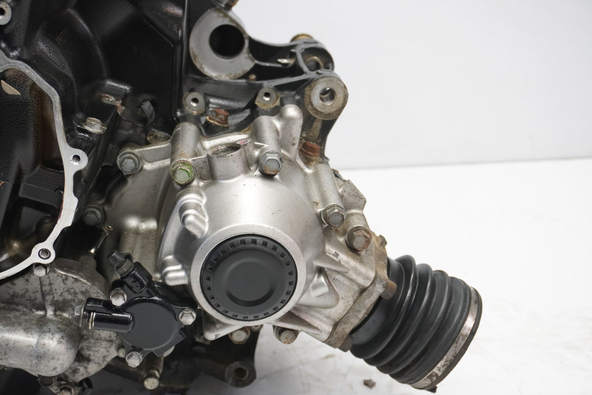 KAWASAKI GTR 1400 10-14 Motor Motorblock Engine 3