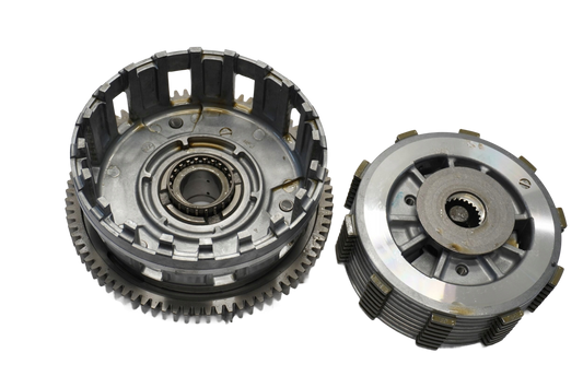 HONDA CB 750 HORNET 23- Kupplung Kupplungskorb Clutch 1