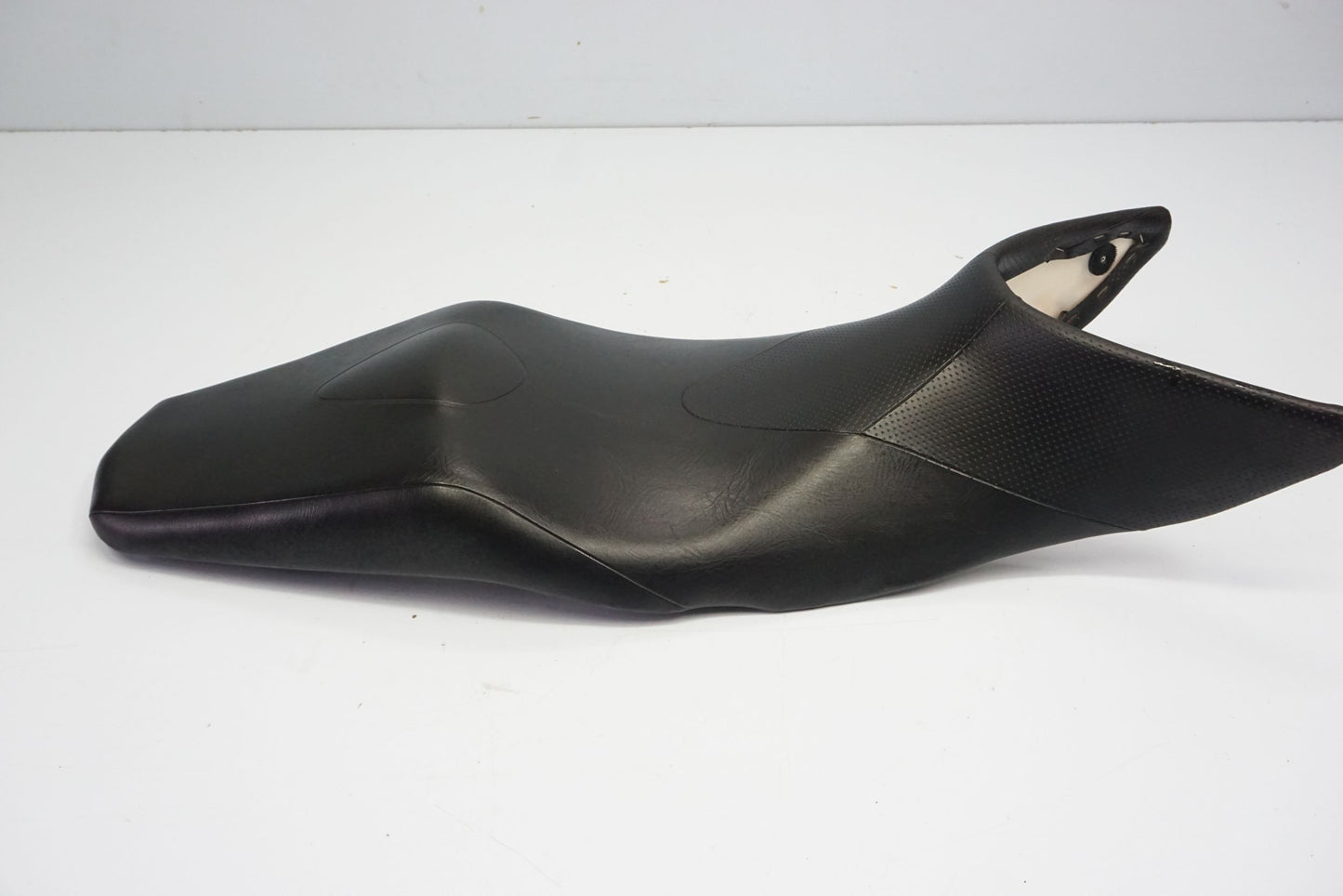 SUZUKI GSR 600 06-10 Sitzbank Fahrer Sozius Sitz seat