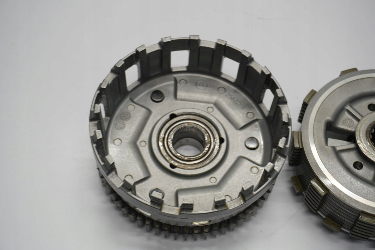 DUCATI MULTISTRADA V2 S 22- Kupplung Kupplungskorb Clutch 2