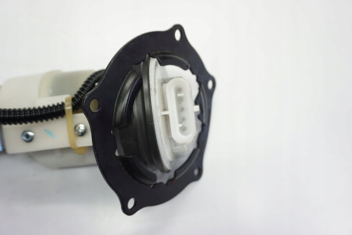 DUCATI MULTISTRADA V4 S 21- Benzinpumpe Kraftstoffpumpe Fuel Pump 2