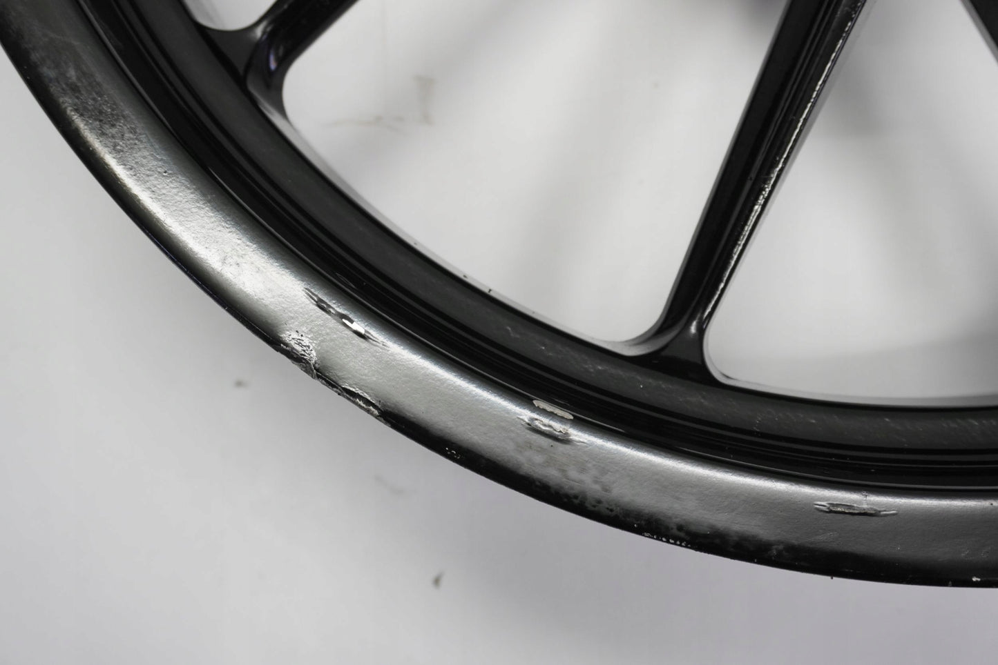 KTM 125 DUKE 17- Felge vorne Wheel Vorderrad 10