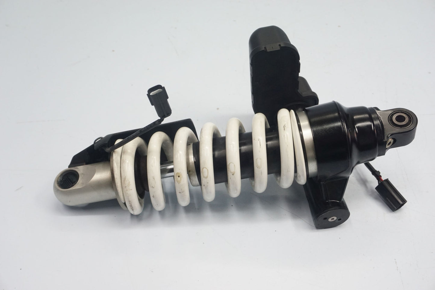 TRIUMPH TIGER 1200 XRT 16-17 Stoßdämpfer Federbein shock absorber