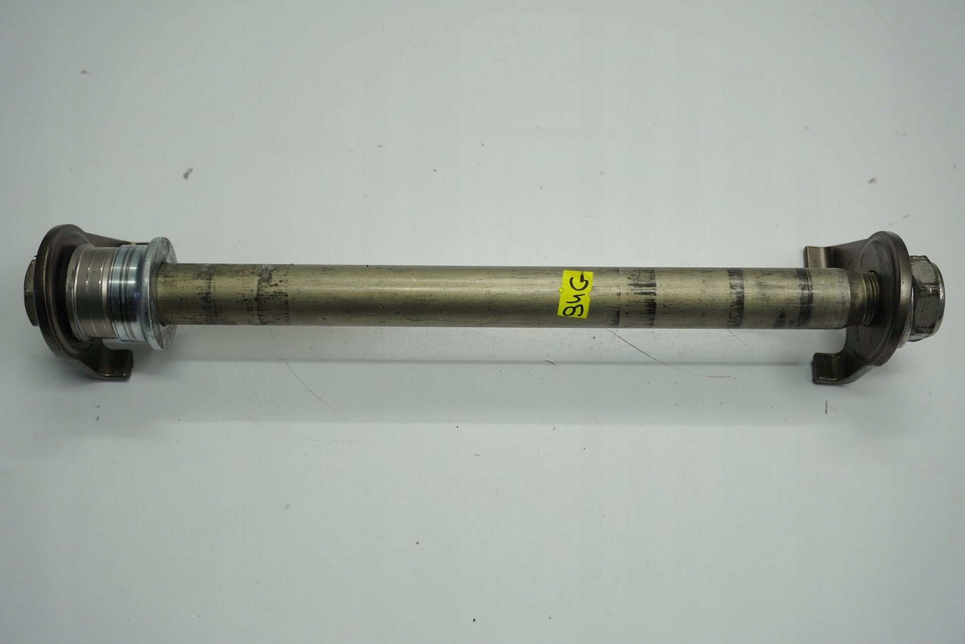 SUZUKI GSX-S 750 17-23 Hinterachse Achse hinten Radachse rear axle 3