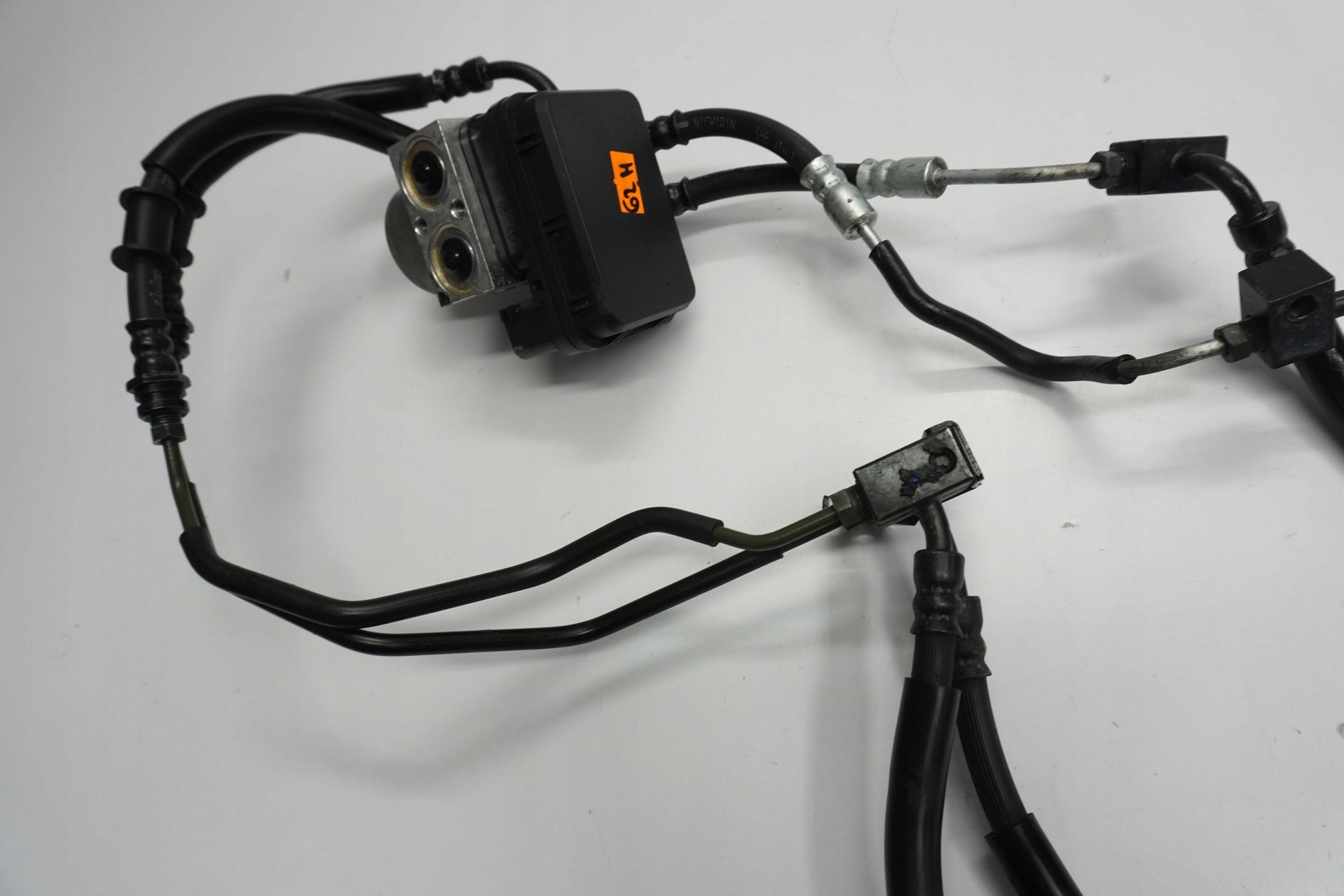 YAMAHA YZF-R 125 19-23 ABS Pumpe Druckmodulator 8