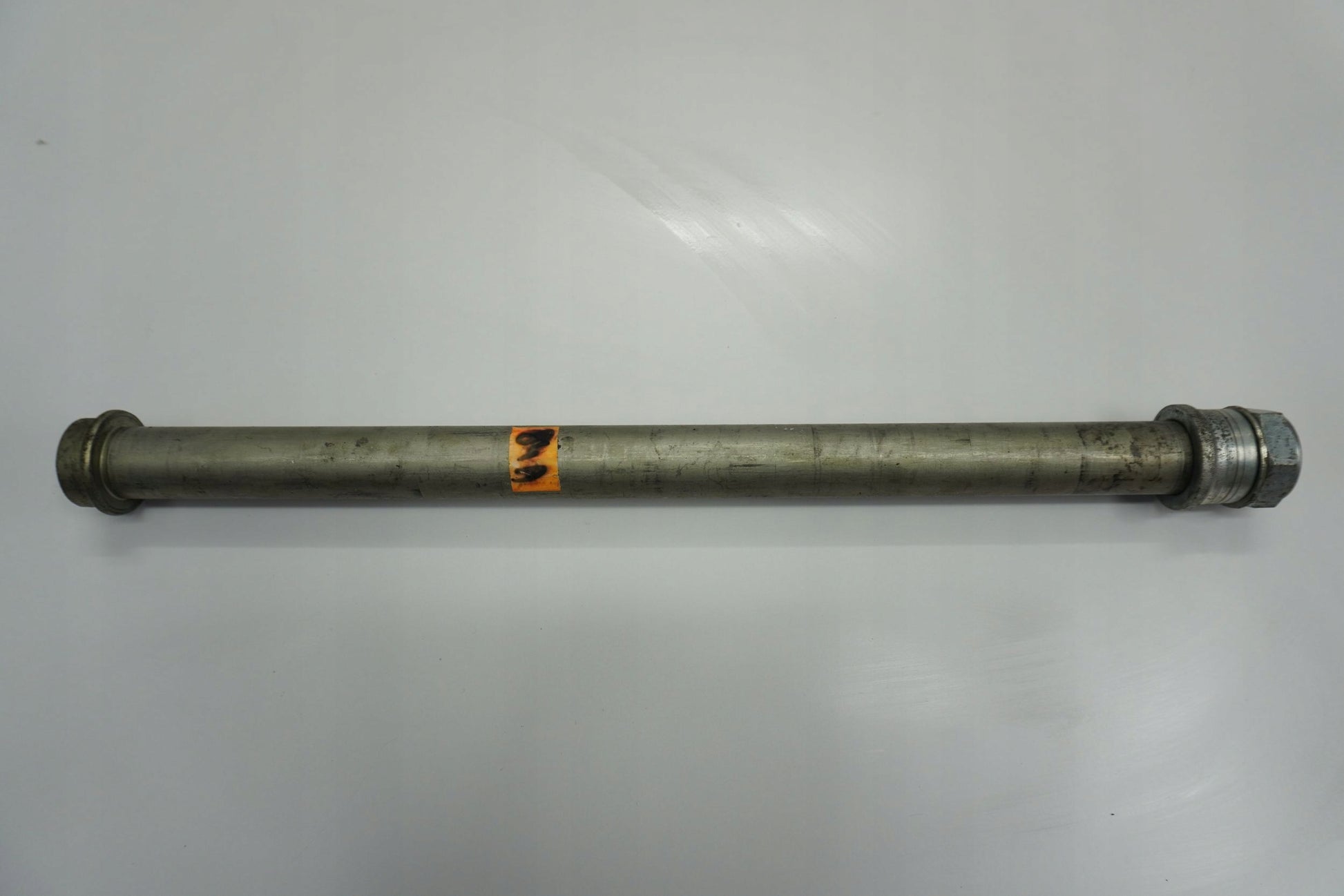 SUZUKI M 1800 R INTRUDER 06- Hinterachse Achse hinten Radachse rear axle 2