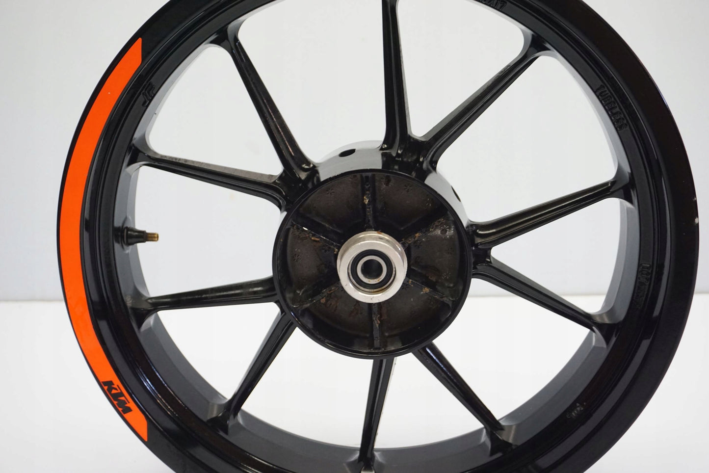 KTM 125 DUKE 17- Felge hinten Wheel Hinterrad 9