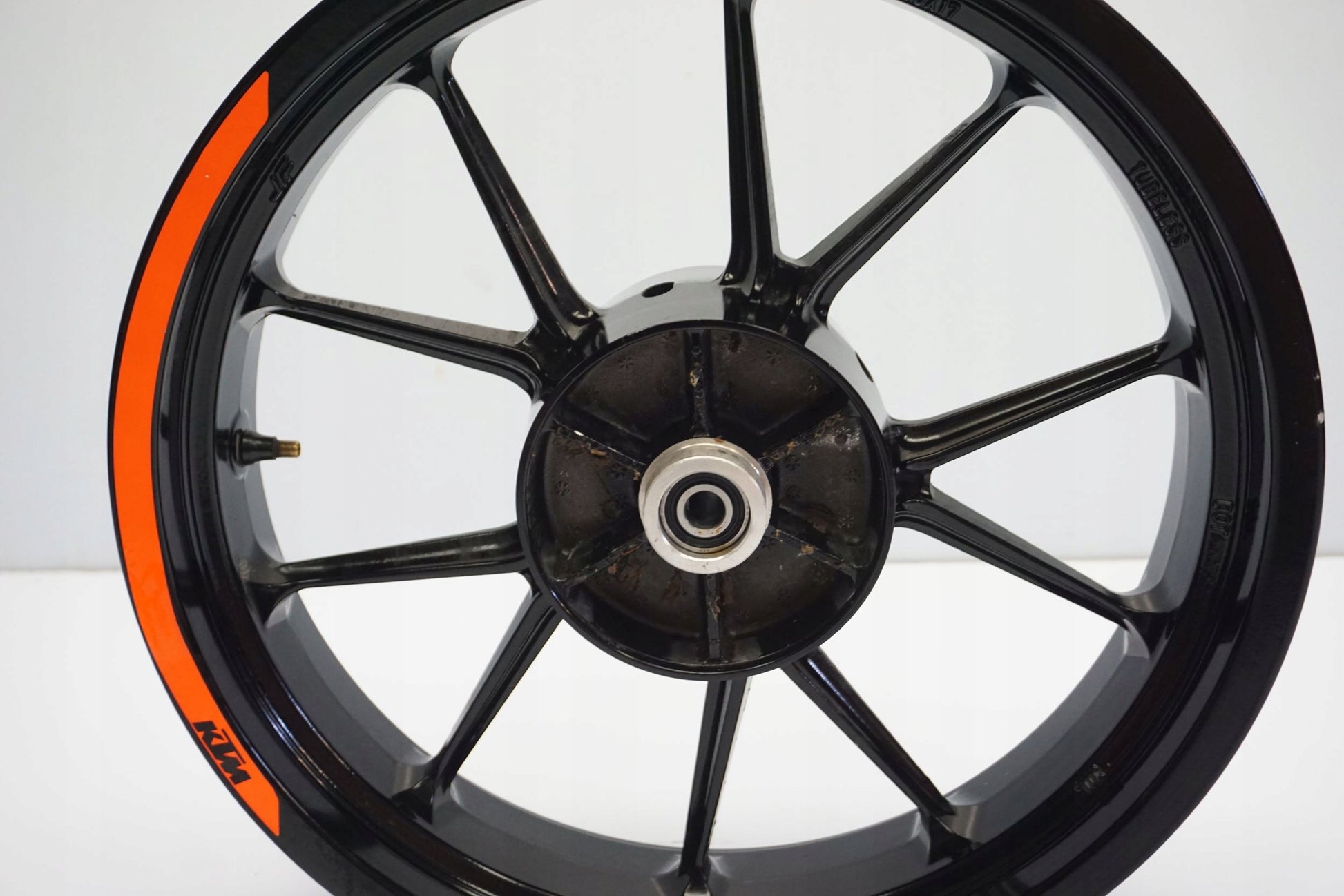 KTM 125 DUKE 17- Felge hinten Wheel Hinterrad 9