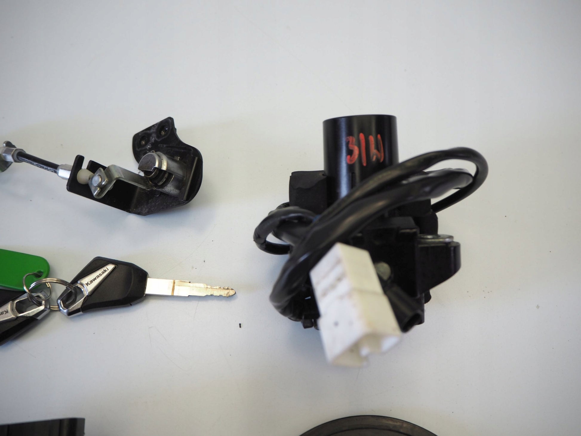 KAWASAKI Z1000 14-19 Schlosssatz Zündschloss Lock Set 8