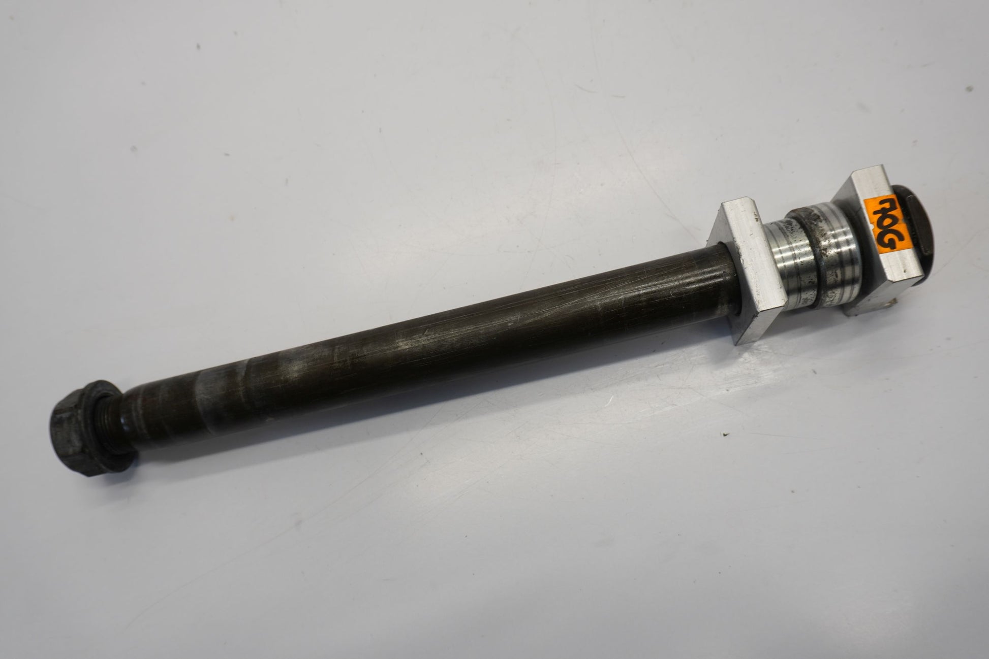 YAMAHA TDM 900 02-12 Hinterachse Achse hinten Radachse rear axle 4