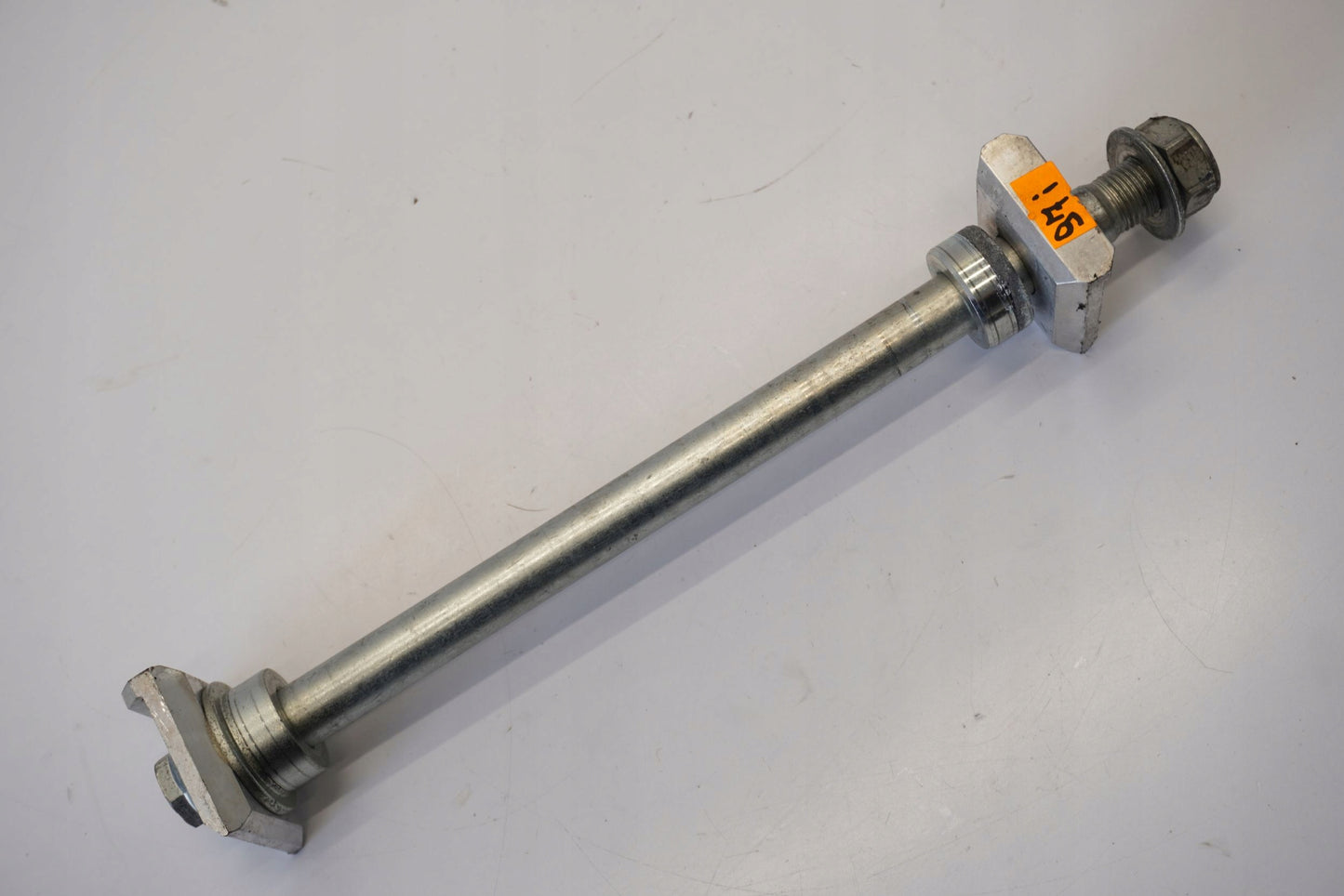 HONDA CBR 500 R 24- Hinterachse Achse hinten Radachse rear axle 4