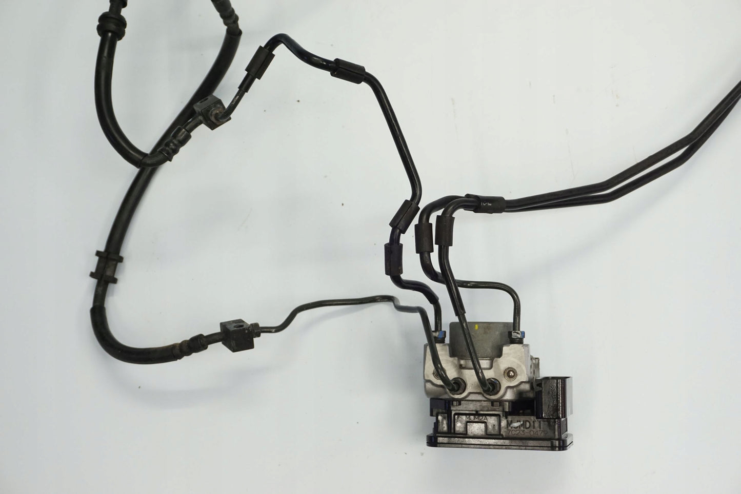 HONDA VFR 800 F 17-19 ABS Pumpe Druckmodulator 3