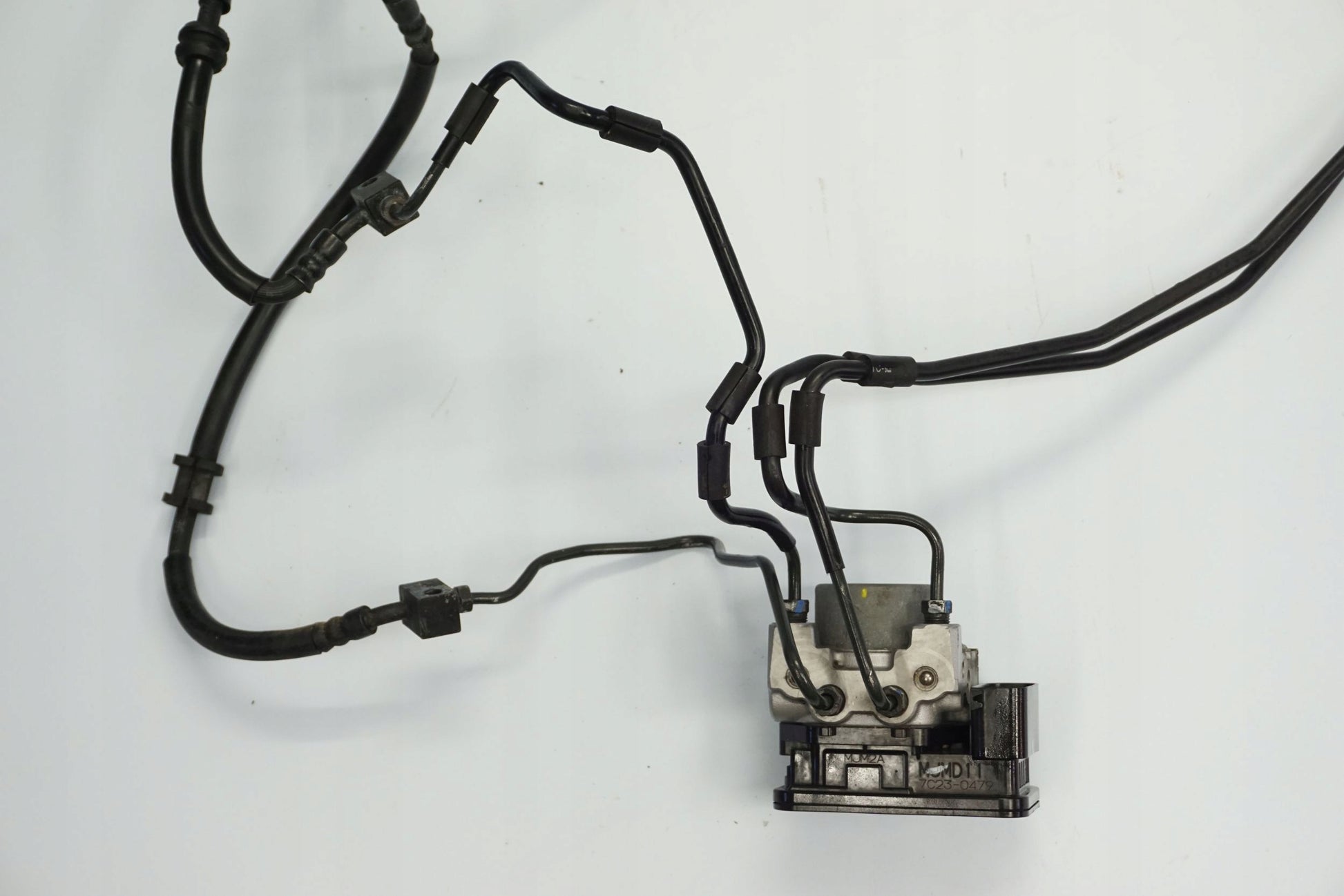 HONDA VFR 800 F 17-19 ABS Pumpe Druckmodulator 3