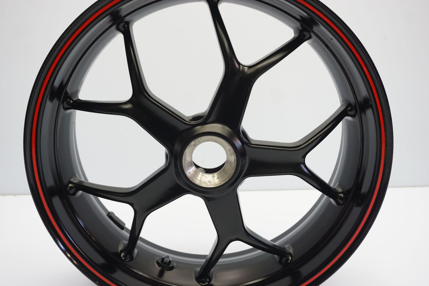 TRIUMPH TIGER SPORT 1050 16- Felge hinten Wheel Hinterrad 8