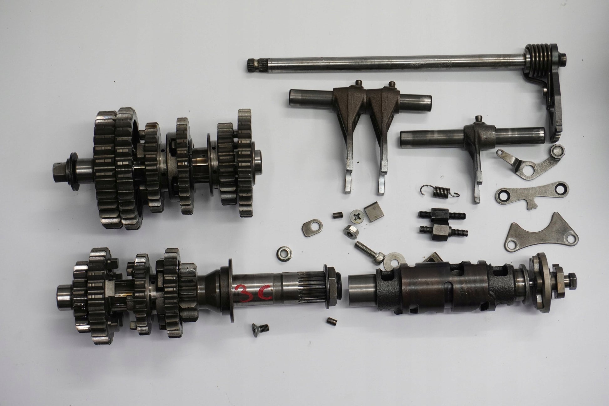 SUZUKI INTRUDER 800 05- Getriebe Gearbox 3