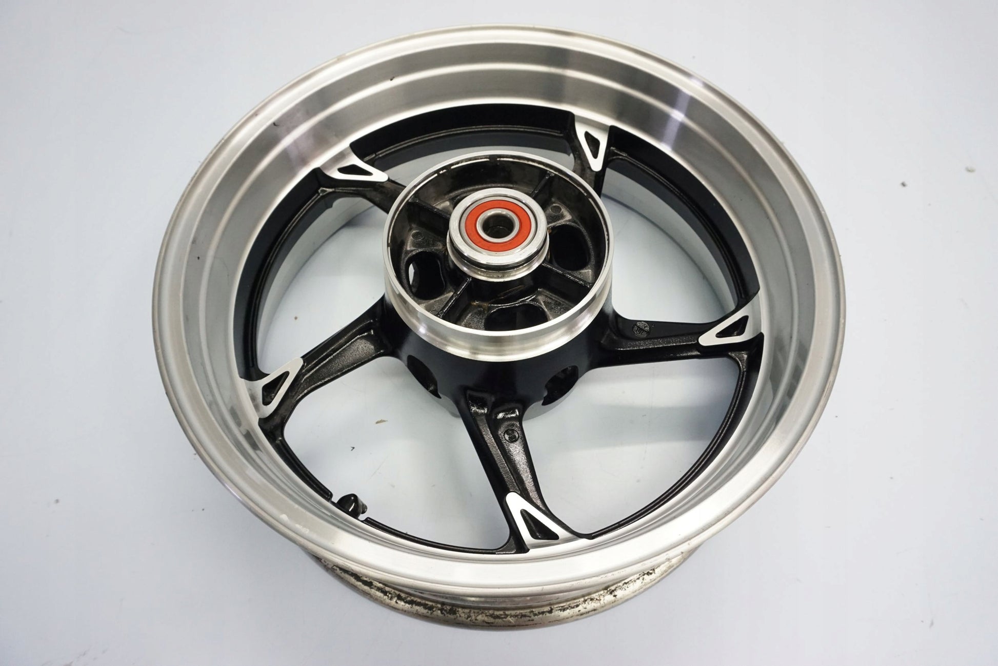KAWASAKI Z1000 10-13 Felge hinten Wheel Hinterrad 6