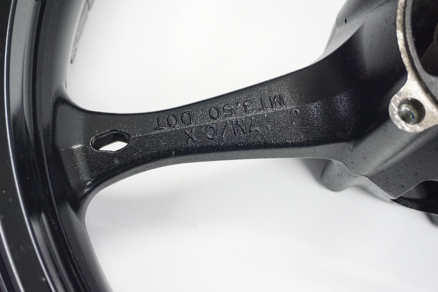 SUZUKI GSX-R 600 750 K8 K9 L0 Felge vorne Wheel Vorderrad 2