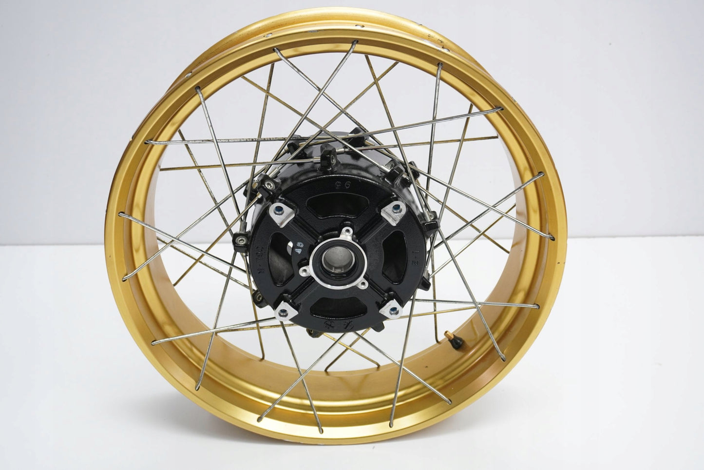 SUZUKI DL 1050 V-STROM 20- Felge hinten Wheel Hinterrad 9