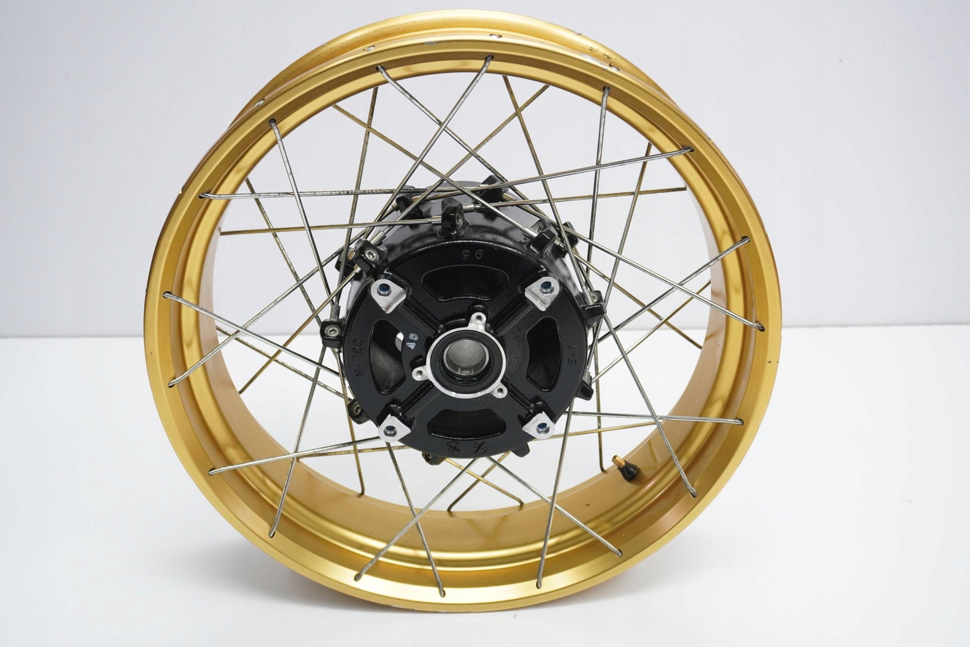 SUZUKI DL 1050 V-STROM 20- Felge hinten Wheel Hinterrad 9