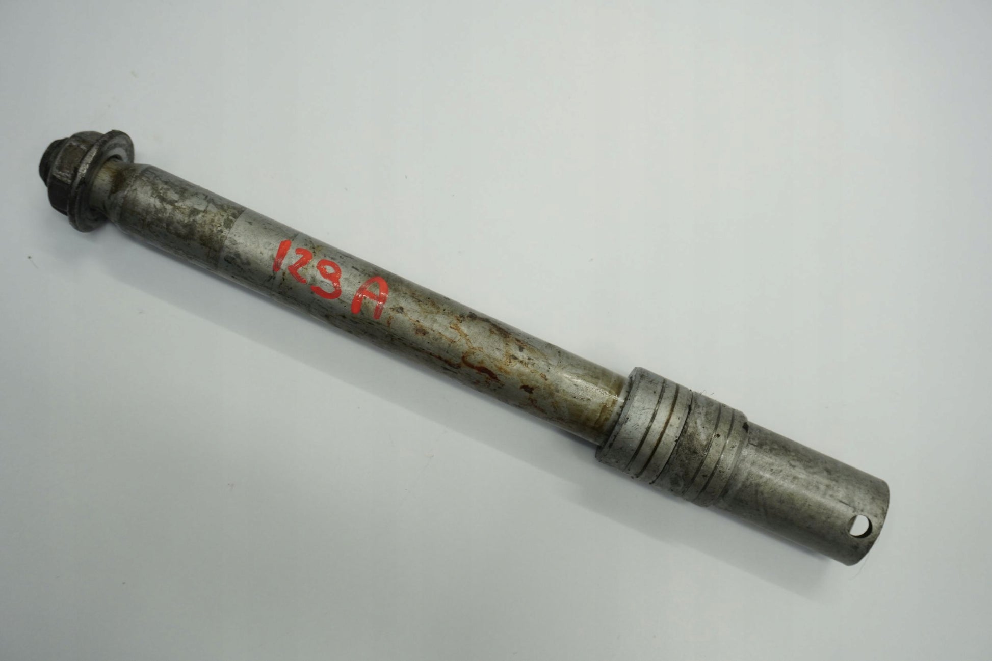 HONDA CRF 1000 L AFRICA TWIN 15-17 Vorderachse Achse vorne Radachse front axle 6