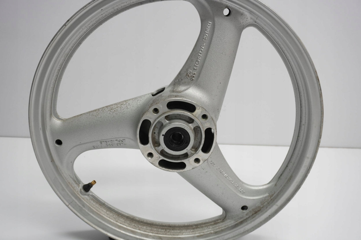HONDA XL 125 V VARADERO 07-11 Felge vorne Wheel Vorderrad 10