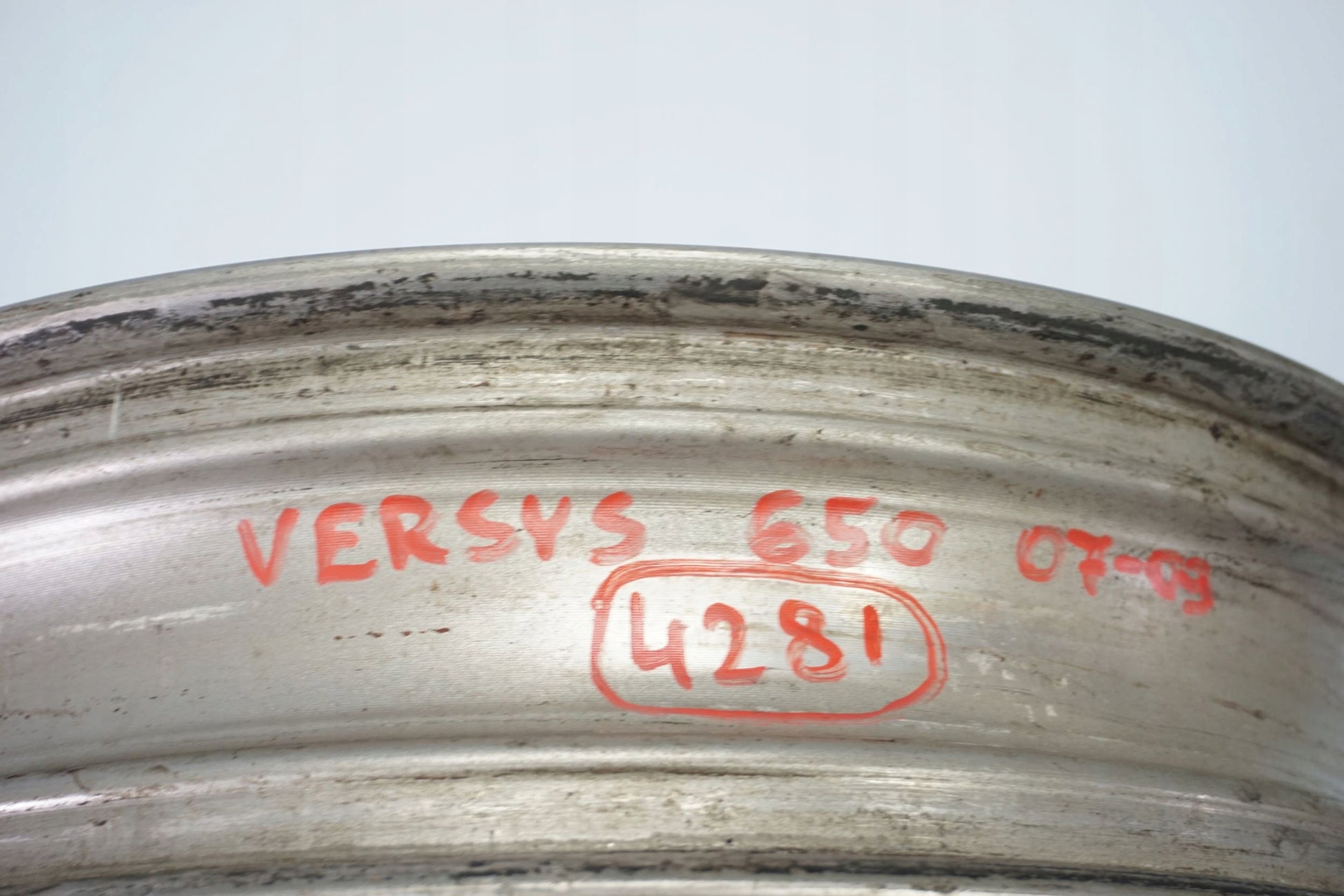 KAWASAKI VERSYS 650 07-09 Felge vorne Wheel Vorderrad 6