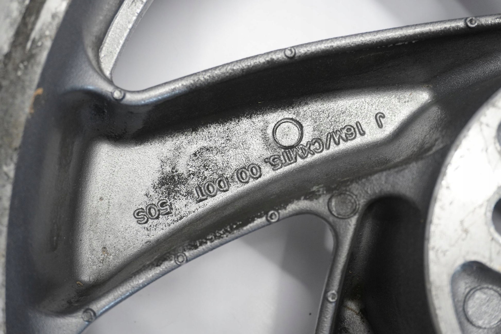 HONDA GL 1800 GOLDWING 01-05 Felge hinten Wheel Hinterrad 4