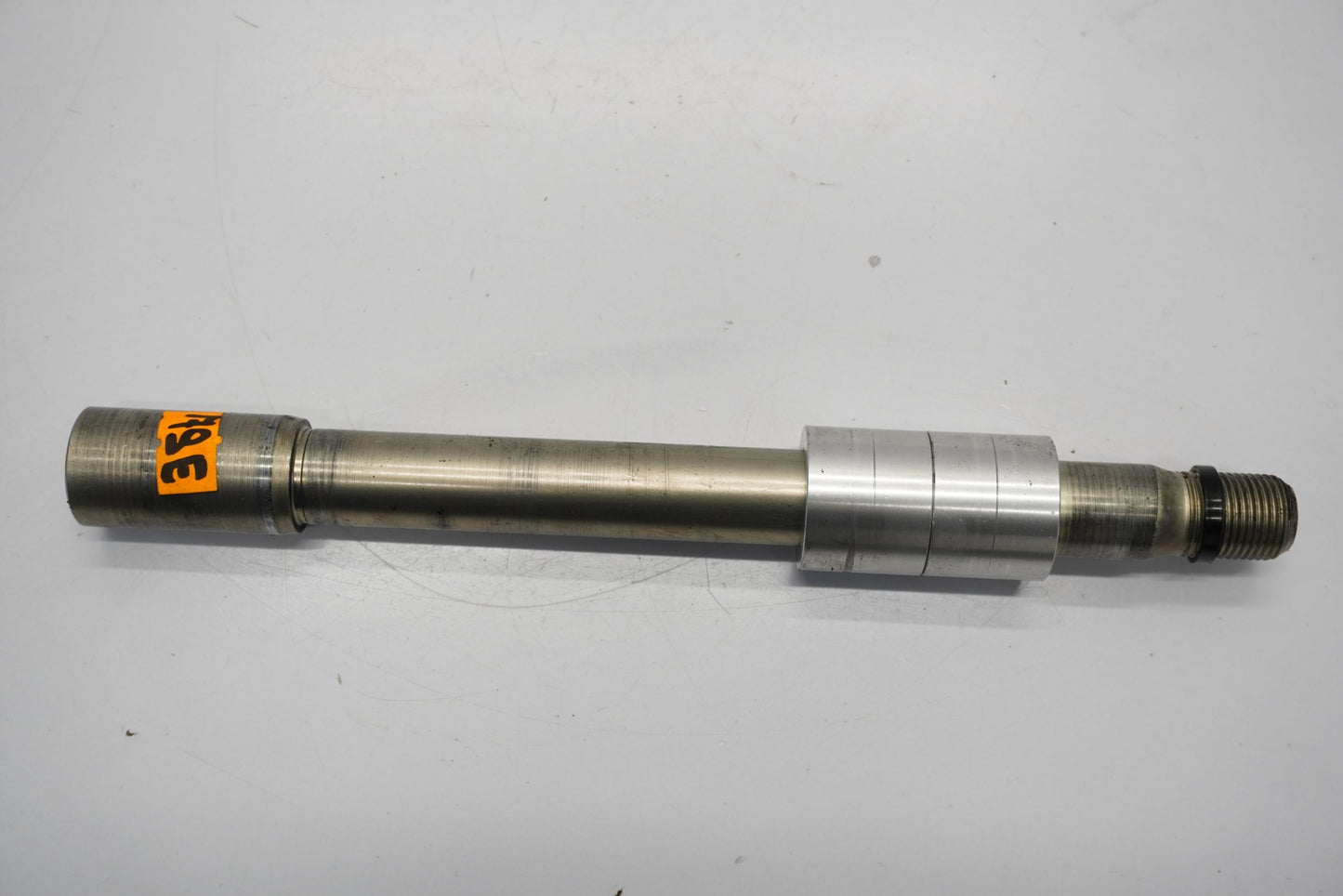 TRIUMPH STREET TRIPLE 675 13-17 Vorderachse Achse vorne Radachse front axle 2