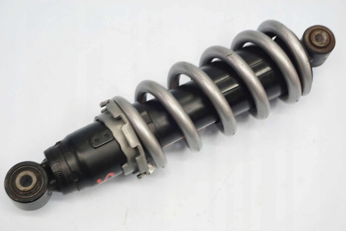 KAWASAKI Z 650 17-19 Stoßdämpfer Federbein shock absorber 4