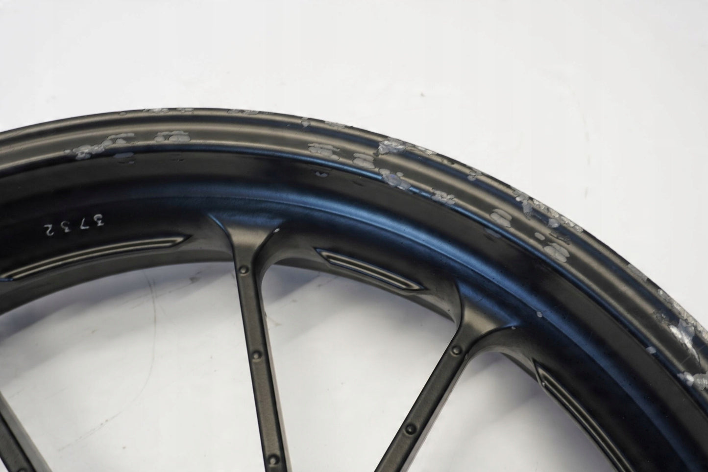 YAMAHA MT-07 13-17 Felge vorne Wheel Vorderrad 9