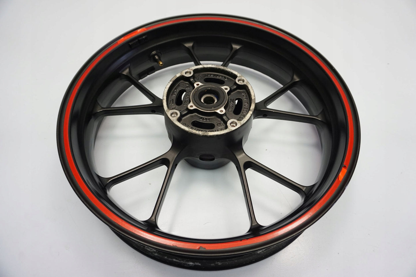 HONDA CB 125 R JC79 18-20 Felge hinten Wheel Hinterrad 2