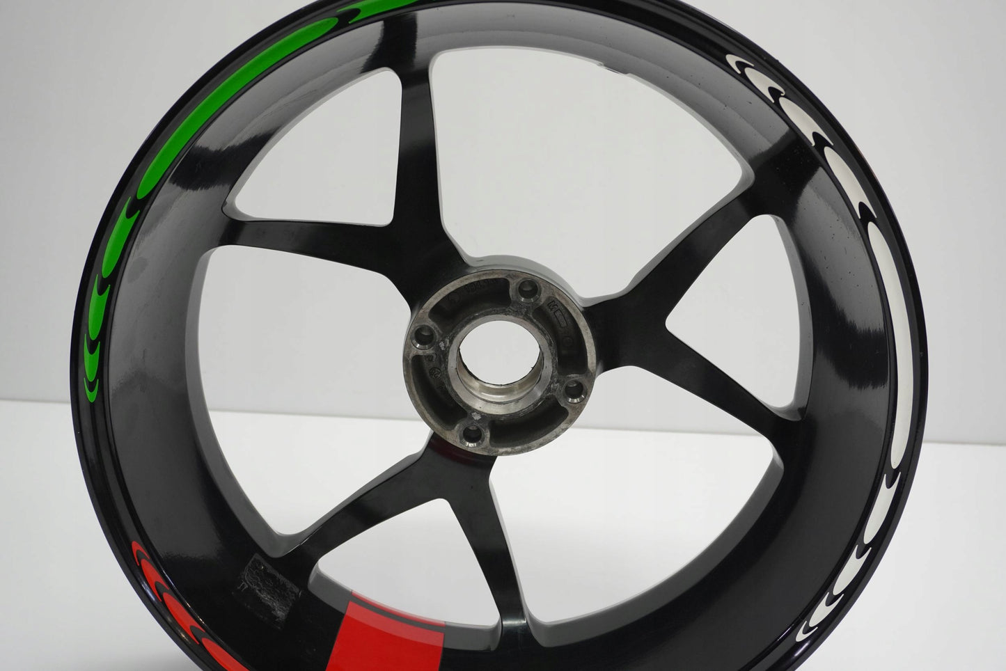 DUCATI SUPERSPORT 950 S Felge hinten Wheel Hinterrad 4