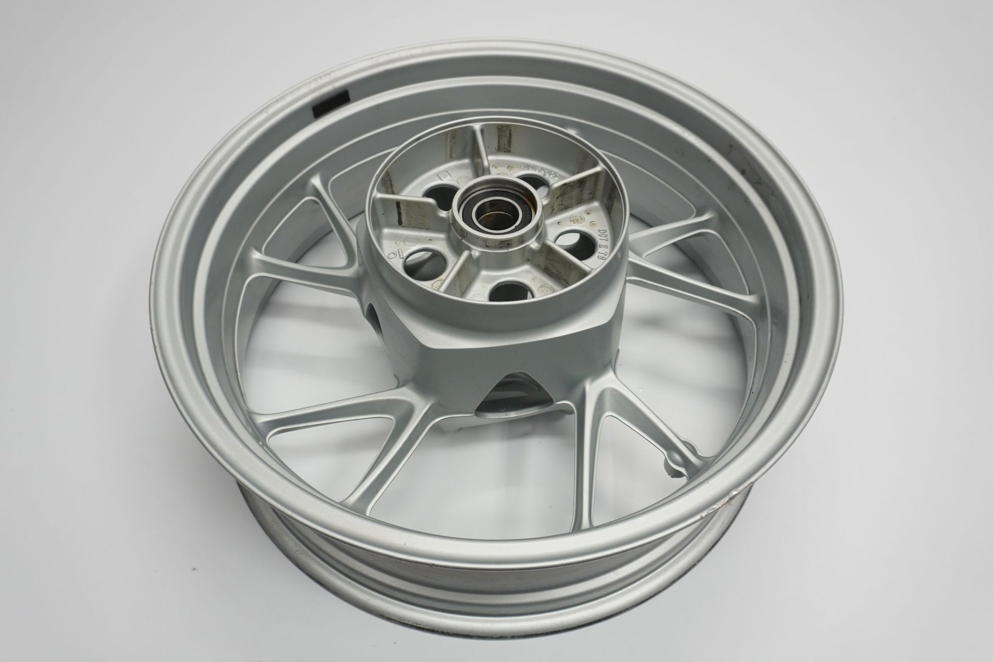 BMW F 900 R K83 20- Felge hinten Wheel Hinterrad 10