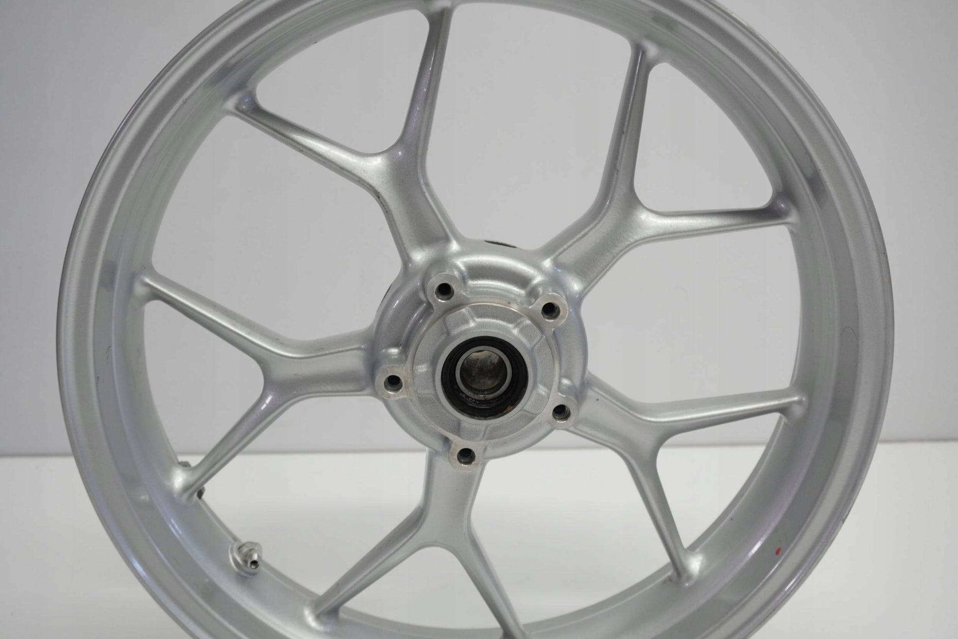 TRIUMPH TIGER 1050 06-12 Felge vorne Wheel Vorderrad 2