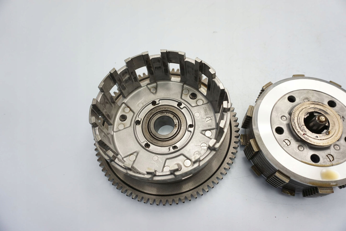 SUZUKI GSR 600 06-10 Kupplung Kupplungskorb Clutch