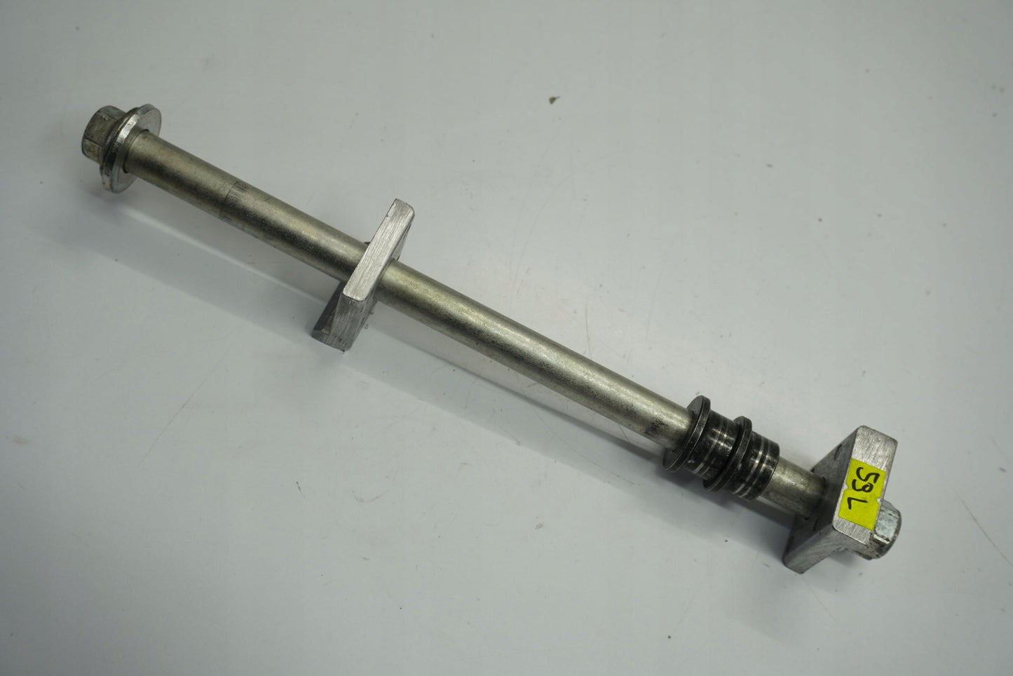 YAMAHA MT 125 20- Hinterachse Achse hinten Radachse rear axle 7