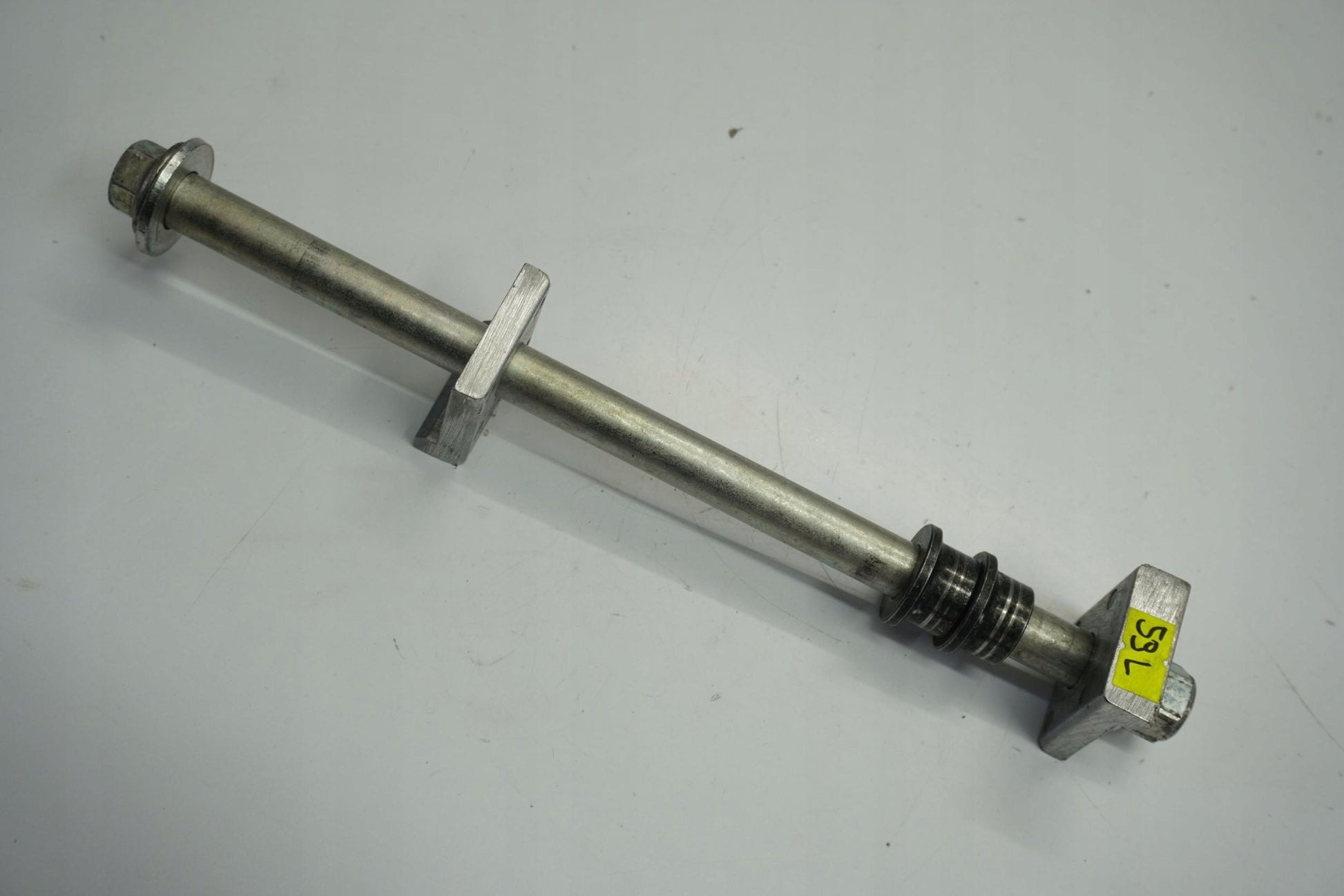 YAMAHA MT 125 20- Hinterachse Achse hinten Radachse rear axle 7