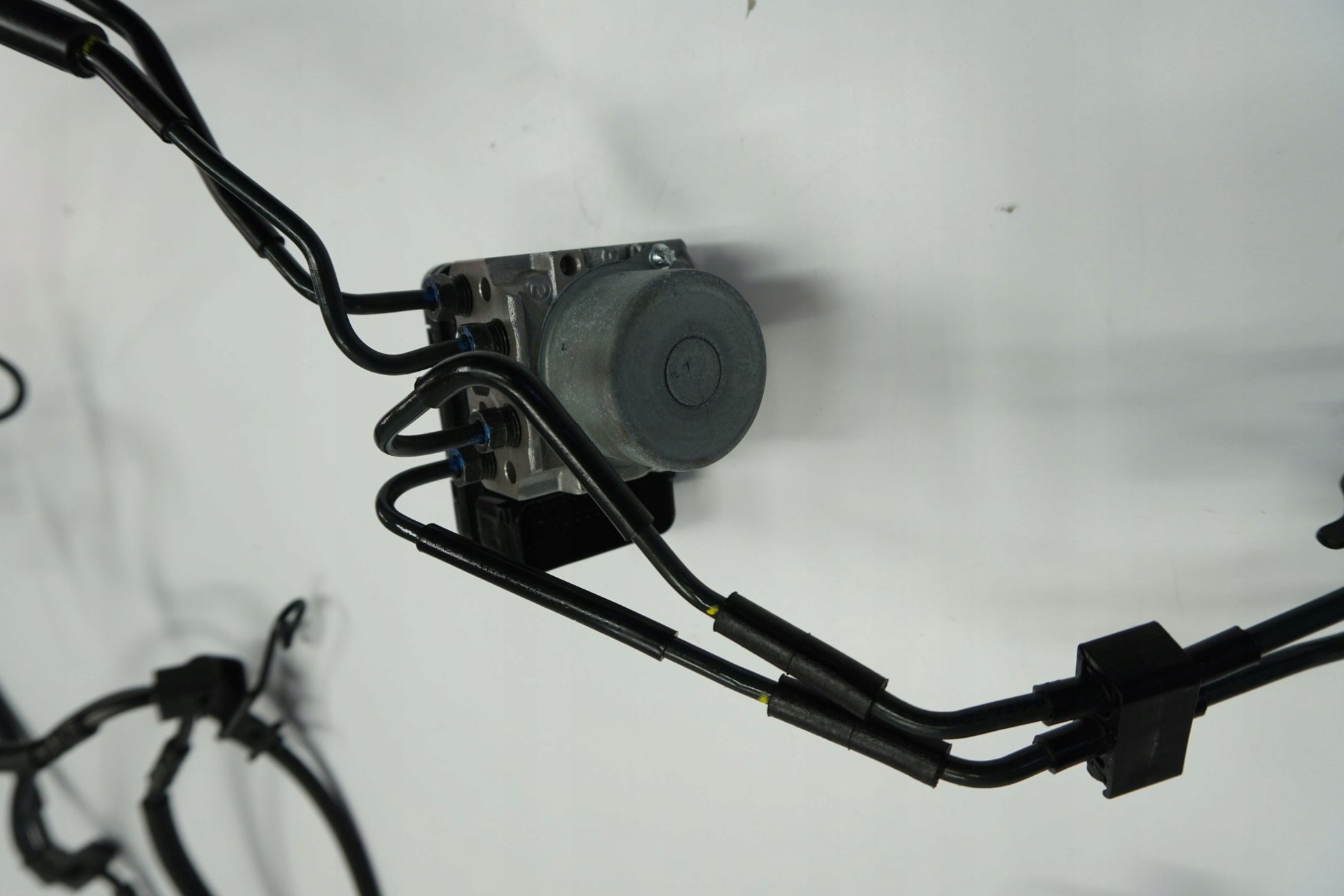 HONDA CB 650 R 19-23 ABS Pumpe Druckmodulator 7