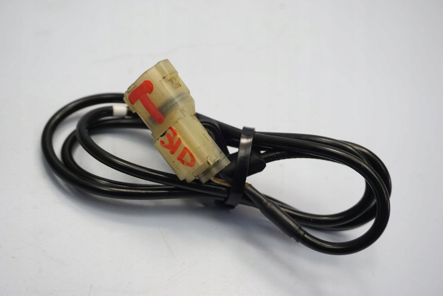 TRIUMPH STREET TRIPLE 675 R 13-17 ABS Sensor hinten