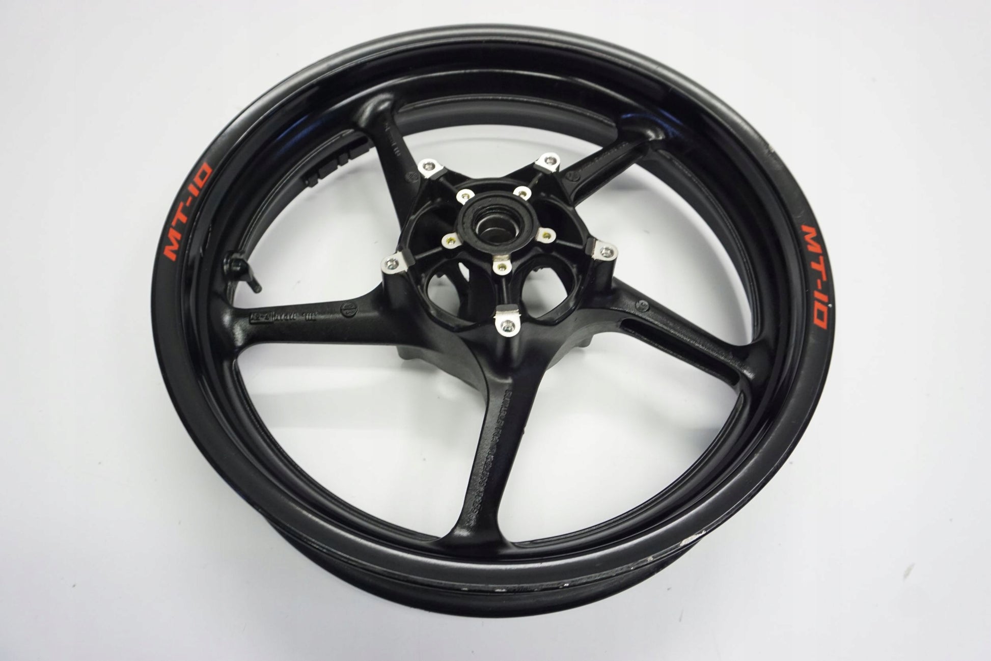 YAMAHA MT-10 16-21 Felge vorne Wheel Vorderrad 4